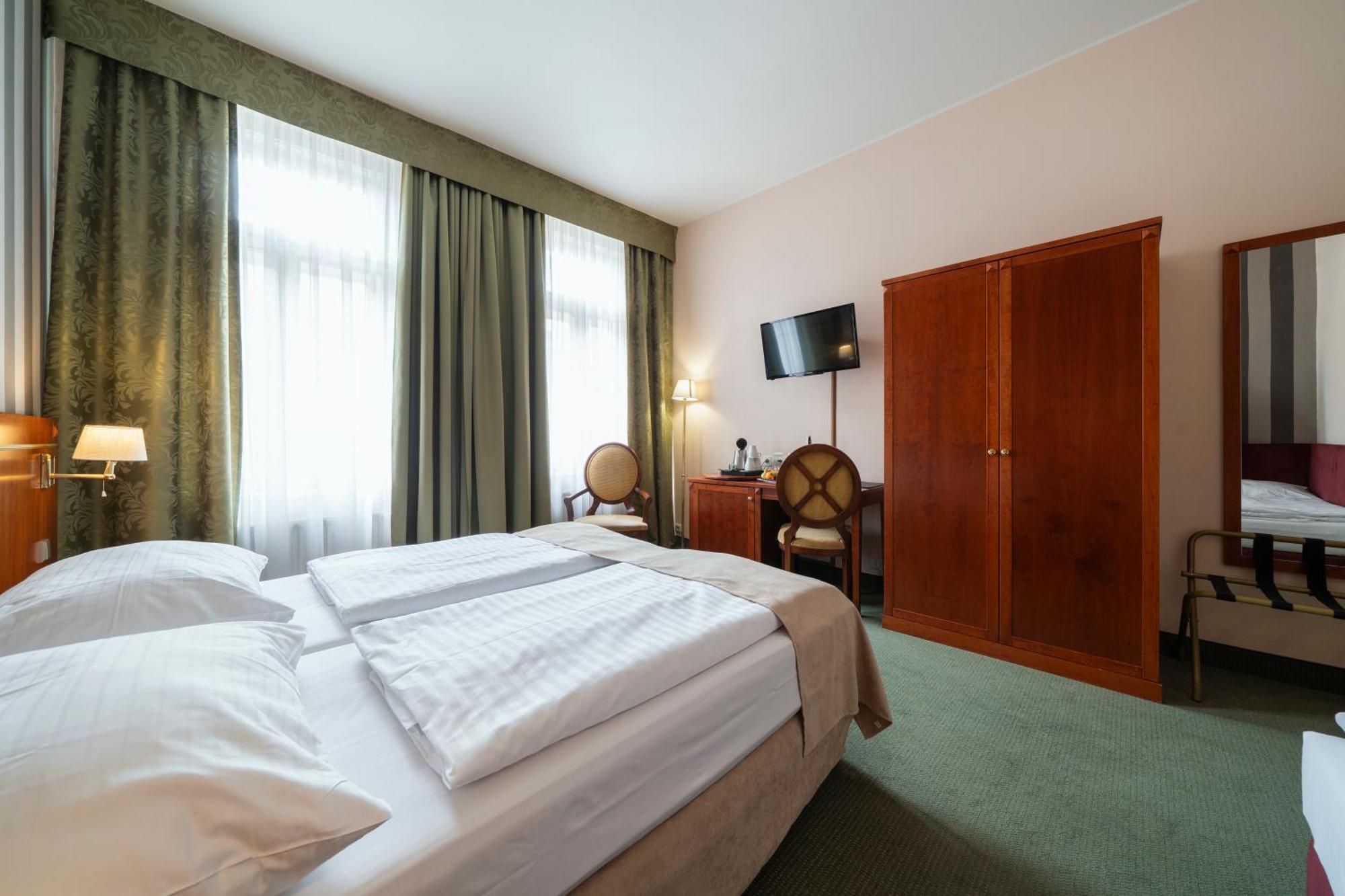 Raffaello Hotell Prag